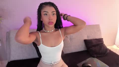 cinnamon_kyla online show from February 10, 7:07 pm