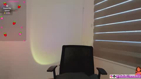 Emma online show from March 8, 1:04 pm