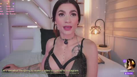 Cinthia online show from April 8, 7:10 am