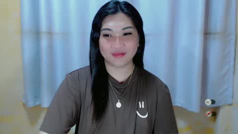 Snapshot of clairewntr_ chatting on January 10, 2:55 pm CLAIRE online show from January 10, 2:55 pm