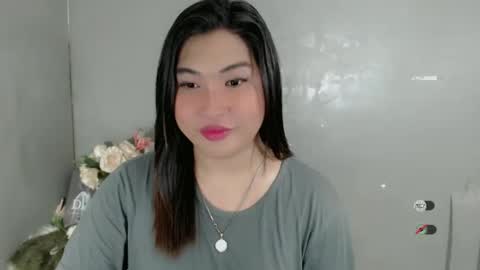 Snapshot of clairewntr_ chatting on March 2, 5:20 pm CLAIRE online show from March 2, 5:20 pm