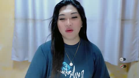 Snapshot of clairewntr_ chatting on January 12, 5:45 am CLAIRE online show from January 12, 5:45 am