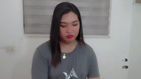 Snapshot of clairewntr_ chatting on January 30, 5:06 pm CLAIRE online show from January 30, 5:06 pm