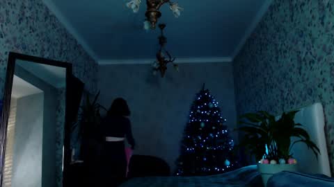 Clara online show from January 8, 7:13 pm