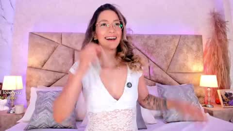 Clara del mar online show from May 21, 10:24 am