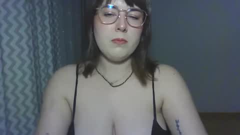 Clara online show from June 18, 7:52 pm