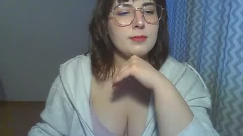 Clara online show from June 14, 4:40 pm