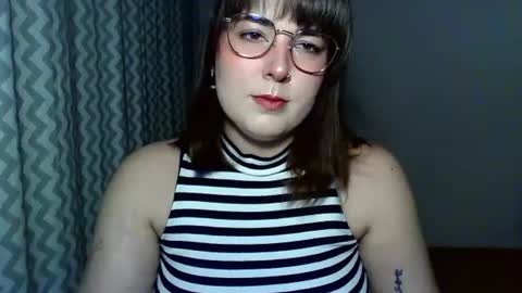 Clara online show from July 4, 8:27 pm