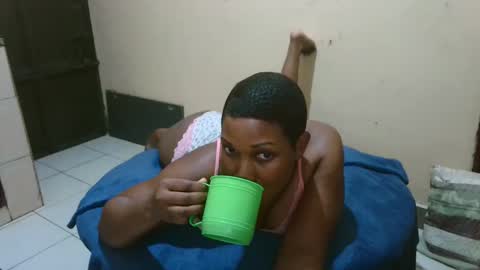 Snapshot of classyhornybabe chatting on February 16, 1:27 am Angel online show from February 16, 1:27 am