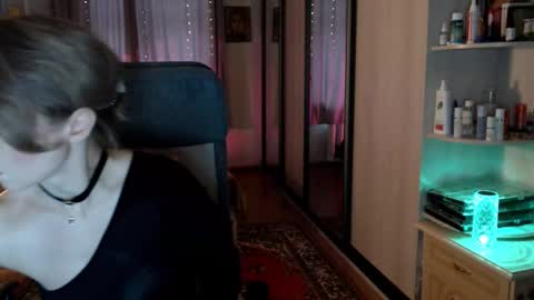 classyinna online show from November 19, 8:36 am