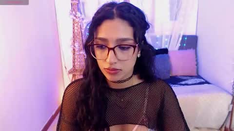 Snapshot of cleo_fox chatting on September 21, 12:09 am Cleo online show from September 21, 12:09 am