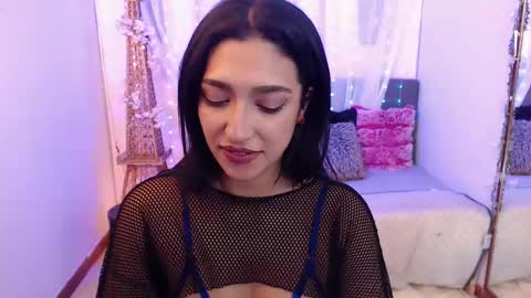 Snapshot of cleo_fox chatting on September 25, 11:57 pm Cleo online show from September 25, 11:57 pm