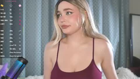 Mila online show from July 18, 9:17 pm