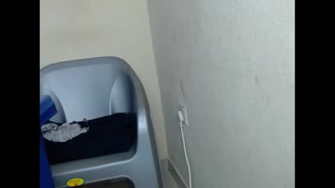 cockfanx online show from January 21, 6:00 am