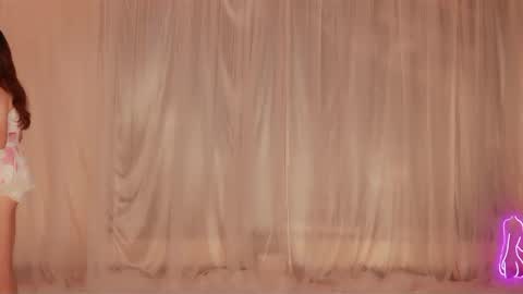 coco2002924 online show from September 21, 4:11 am