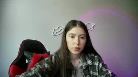 cocoberry1 online show from April 23, 12:40 pm