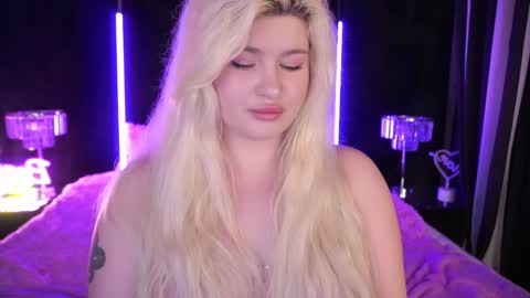 onlyfans amyleyy online show from December 13, 7:59 am