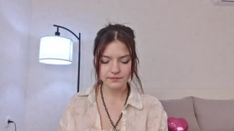 Kim online show from May 7, 7:12 am