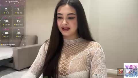Yumi online show from July 3, 9:54 pm