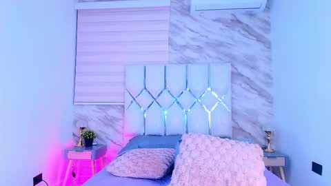 colett online show from March 18, 11:59 am