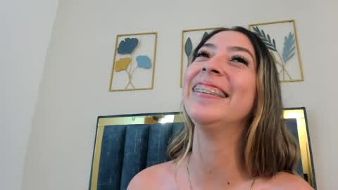 valentina online show from June 1, 6:20 pm