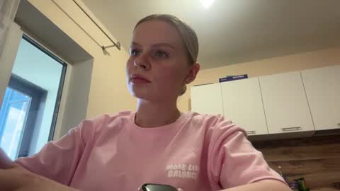 Kate online show from July 28, 2:13 pm