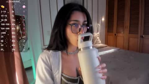 connie    online show from November 22, 1:14 pm