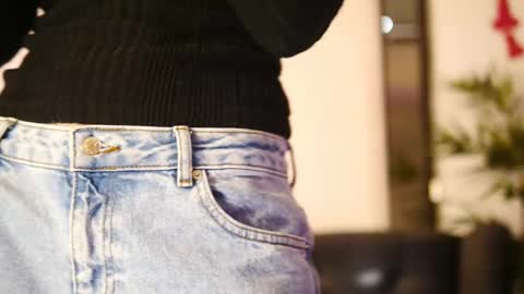 Ginger The Cringer online show from February 27, 9:11 am