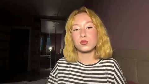 Kira online show from July 30, 4:41 pm