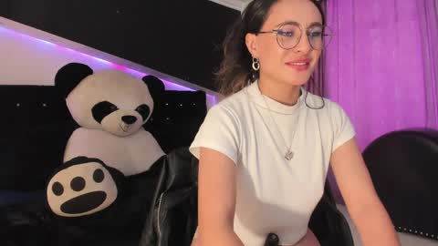 Coral  online show from June 4, 5:06 pm