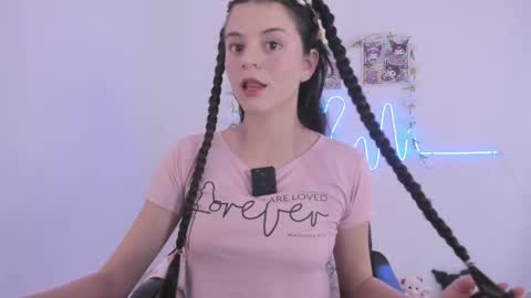 Coraline uwu     Bienvenidos al dulce mundo de Coraline    Hola amores soy Coraline  Una chica  tierna juguetona online show from June 5, 6:14 pm