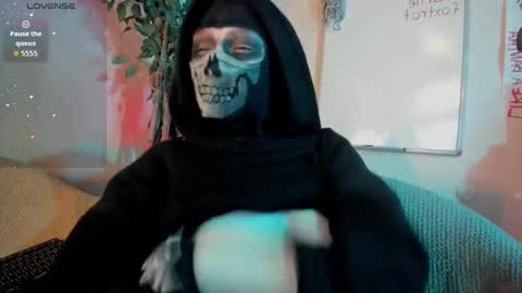 cos_operator online show from November 14, 8:09 pm