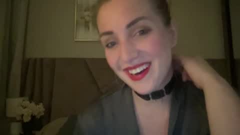 Snapshot of cosmo_blondiee chatting on September 25, 8:17 pm cosmo_blondiee online show from September 25, 8:17 pm
