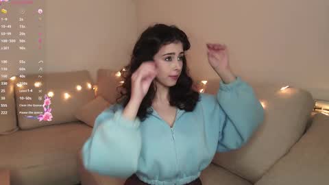 Luna online show from January 8, 7:07 pm