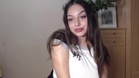 Snapshot of courtney_lux chatting on January 14, 6:38 pm Courtney online show from January 14, 6:38 pm