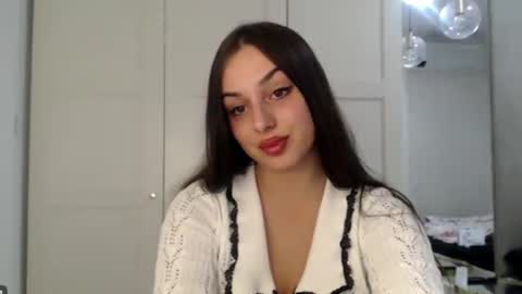 Snapshot of courtney_lux chatting on October 17, 3:37 pm Courtney online show from October 17, 3:37 pm