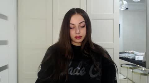Snapshot of courtney_lux chatting on October 22, 6:13 pm Courtney online show from October 22, 6:13 pm