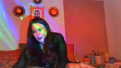 courtscutekitty online show from June 14, 2:28 pm