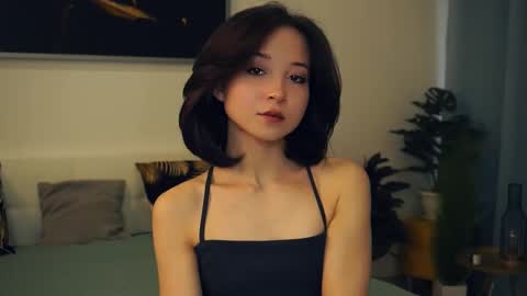 Yui online show from February 11, 8:15 am