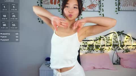 Yui online show from October 11, 8:41 am