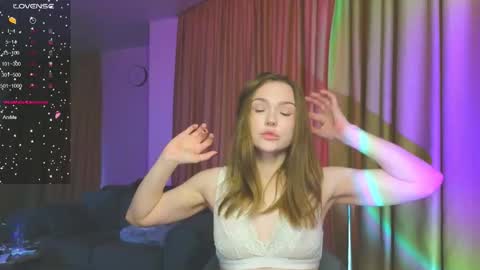 lucy online show from March 19, 2:43 pm