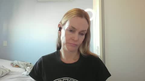 Anny online show from March 16, 10:52 am