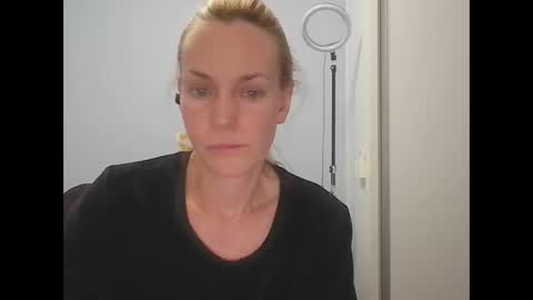 Anny online show from May 27, 12:32 am