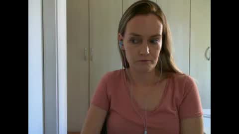 Snapshot of crazyanny chatting on March 4, 10:57 am Anny online show from March 4, 10:57 am