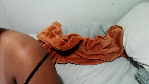crazylovekiss online show from July 29, 5:18 am