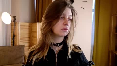 Alice online show from January 17, 1:18 pm