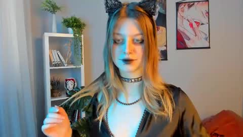 Alice online show from February 6, 1:58 pm