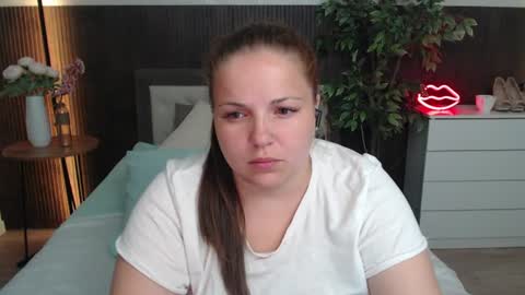 Crazyy Girl  online show from July 14, 3:17 pm