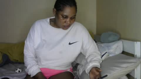 squirts10 online show from June 16, 11:00 am