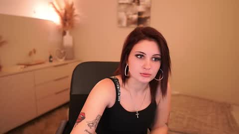 creambaby18 online show from March 1, 2:06 pm